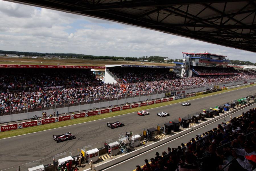  Audi R18 Le Mans 24hr 2012 года  (фото 23 из 43)